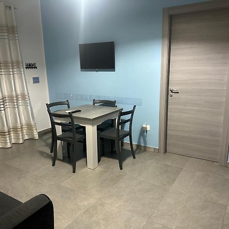 Nathouse Apartment Villafranca Tirrena Ngoại thất bức ảnh