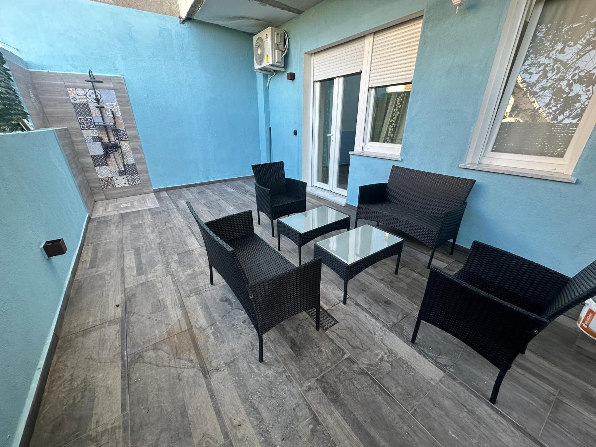 Nathouse Apartment Villafranca Tirrena Ngoại thất bức ảnh
