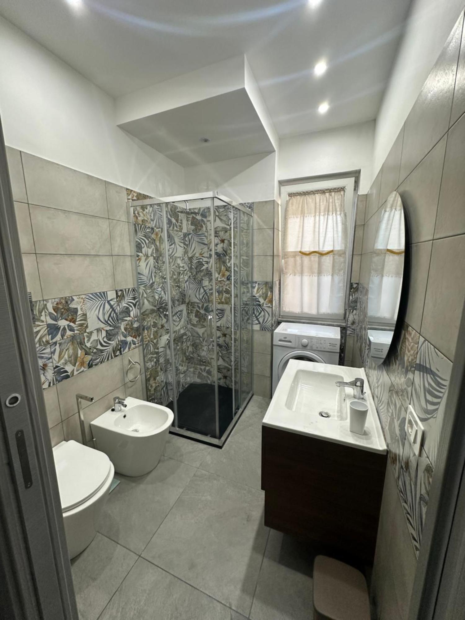 Nathouse Apartment Villafranca Tirrena Ngoại thất bức ảnh