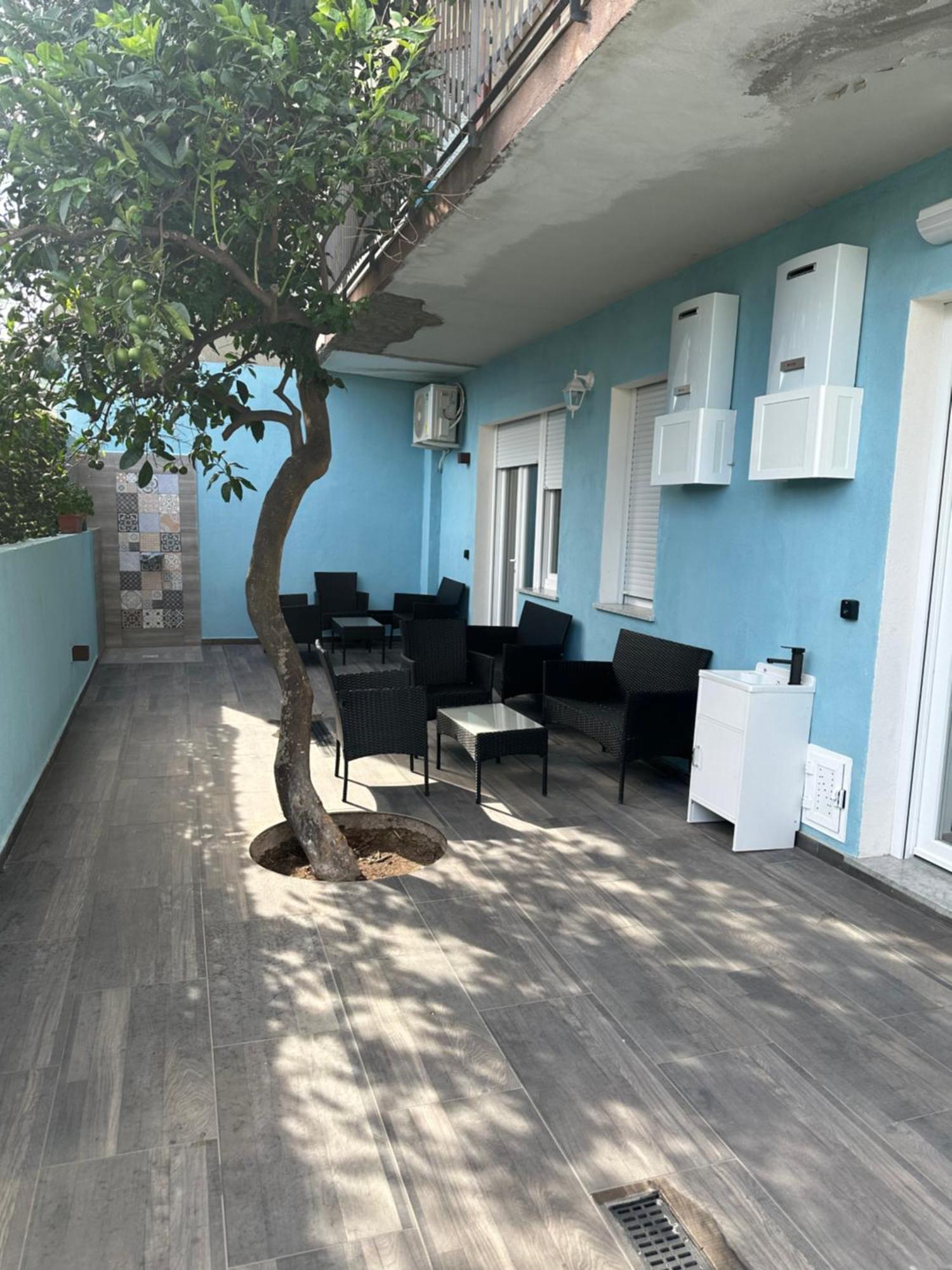 Nathouse Apartment Villafranca Tirrena Ngoại thất bức ảnh