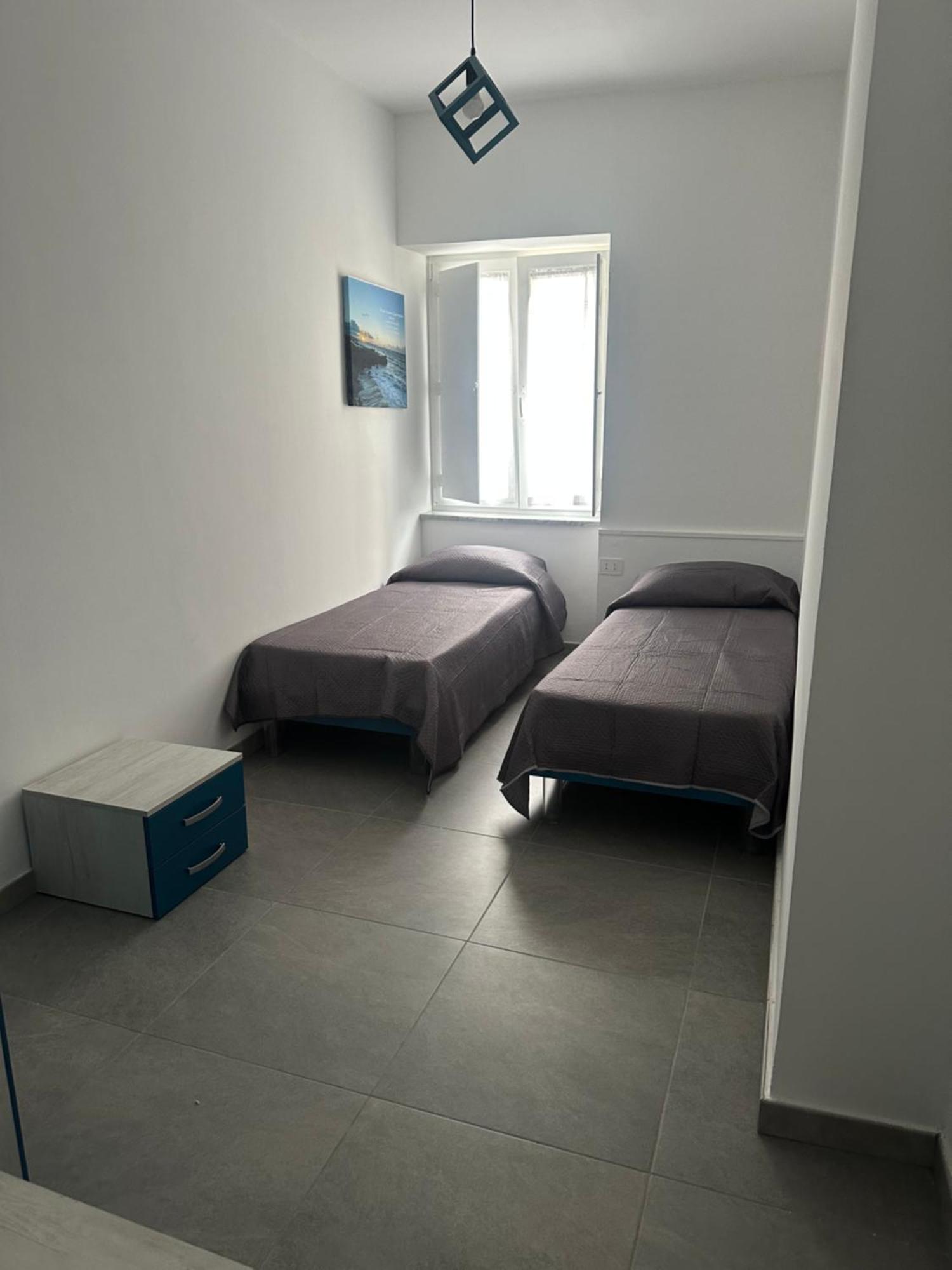 Nathouse Apartment Villafranca Tirrena Ngoại thất bức ảnh
