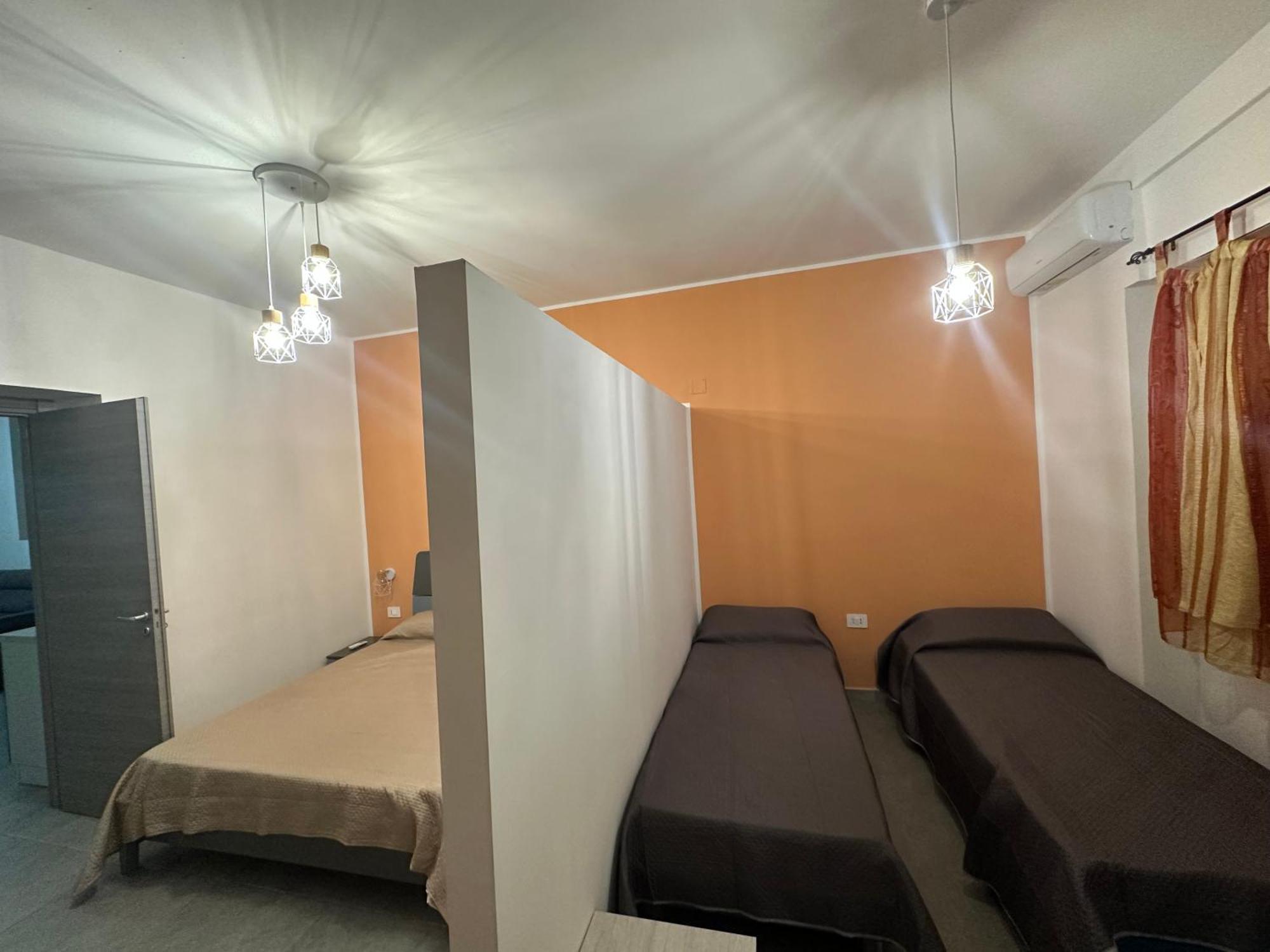 Nathouse Apartment Villafranca Tirrena Ngoại thất bức ảnh