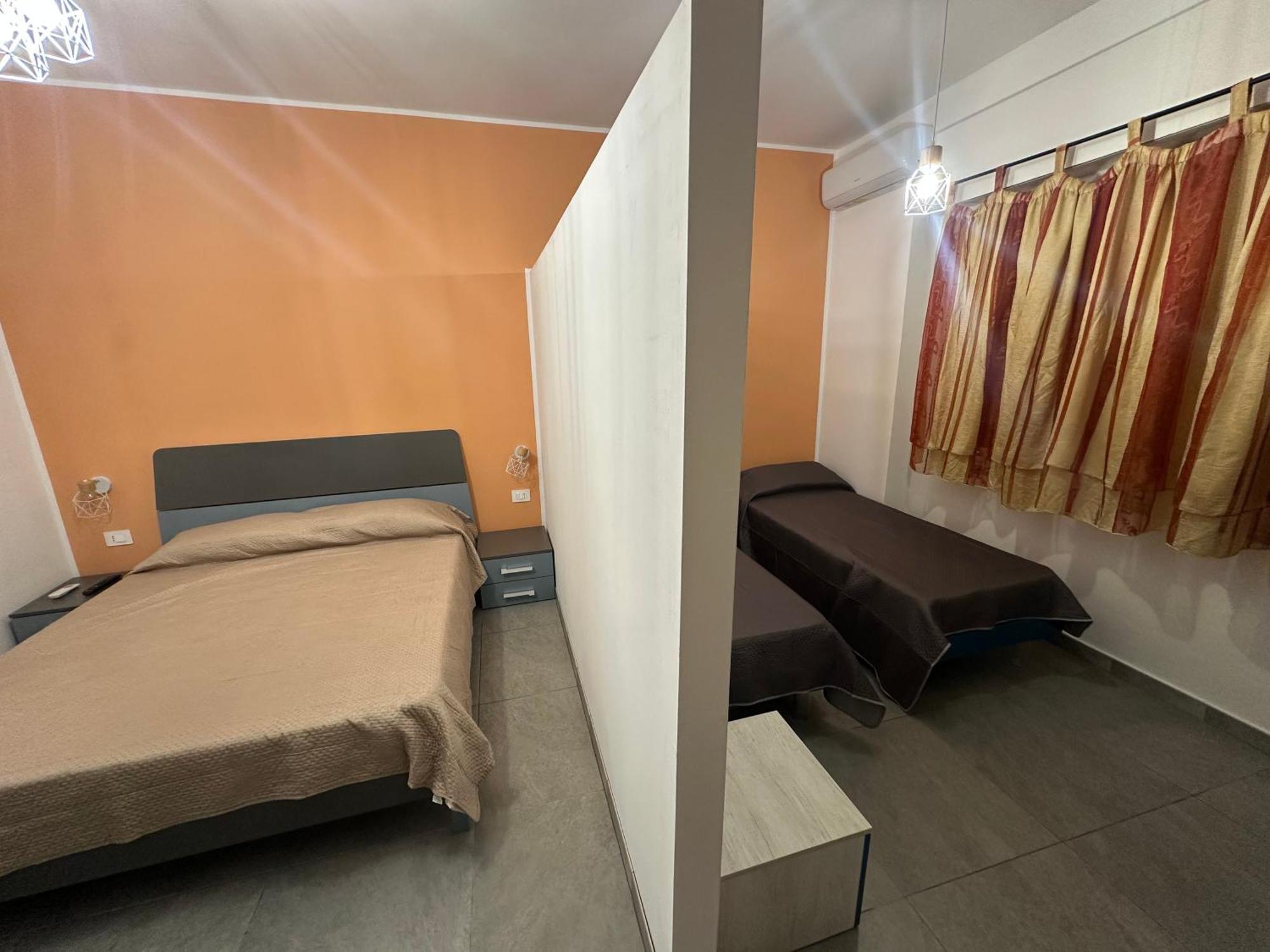 Nathouse Apartment Villafranca Tirrena Ngoại thất bức ảnh